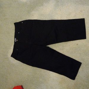 Black Jean capries